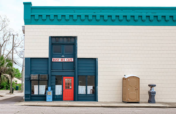 Best Portable restroom trailer rental  in Shannondale, WV